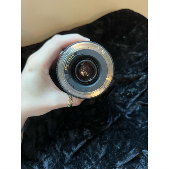 Canon EF 75-300mm f/4-5.6 III Lens - Picture 3 of 4